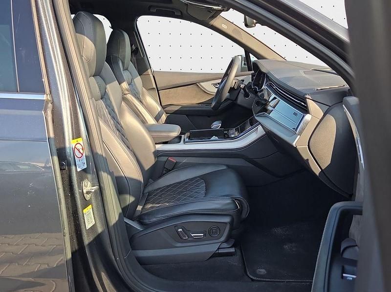 Gebraucht Audi SQ7 Sport 507 PS (372 kW) 2022 Daytonagrau perleffekt SUV