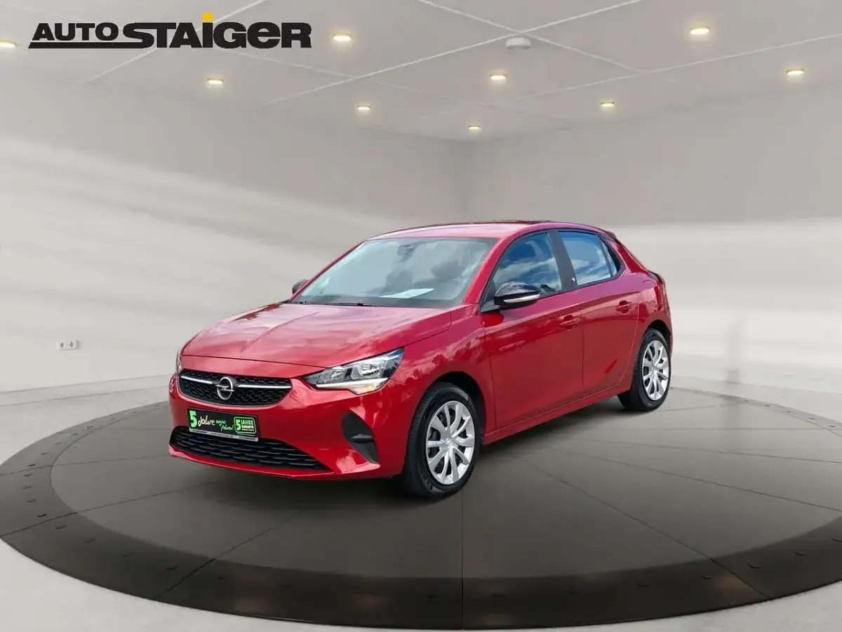 Gebraucht Opel Corsa-e Edition 100 kW (136 PS) 2023 Lackierung peperoncino red/typ Kleinwagen
