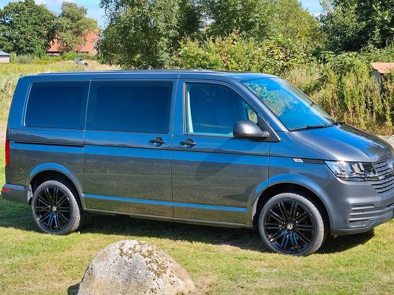 Gebraucht VW Transporter 110 PS (80 kW) 2020 Grau Van