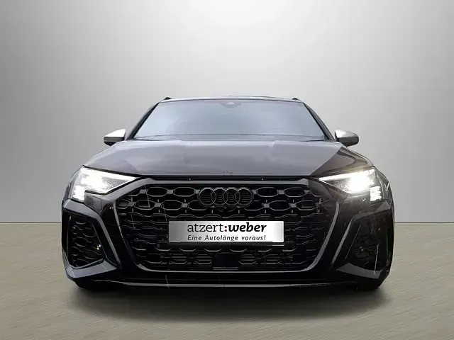 Gebraucht Audi RS3 Sportback Ambiente 400 PS (294 kW) 2024 Mythosschwarz metallic Kleinwagen