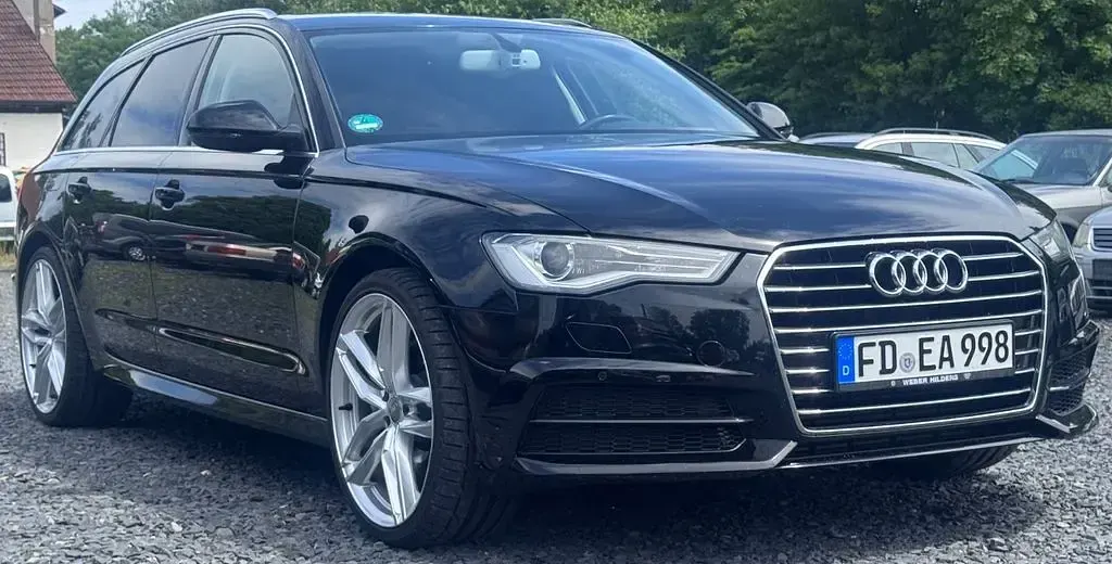 Gebraucht Audi A6 Comfort 218 PS (160 kW) 2017 Schwarz Kombi