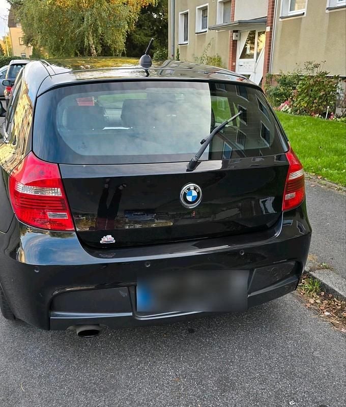 Gebraucht BMW 118 M Sport 143 PS (105 kW) 2010 Schwarz Kleinwagen