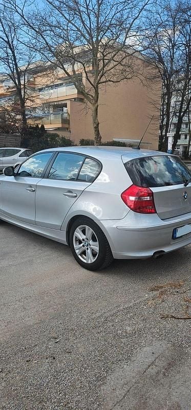 Gebraucht BMW 116 138 PS (101 kW) 2011 Silber Kleinwagen