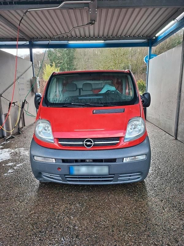 Gebraucht Opel Vivaro 101 PS (74 kW) 2004 Rot Van / Kleinbus