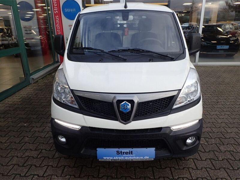 Second-hand Piaggio Porter 103 CP (75 kW) 2024 Alb