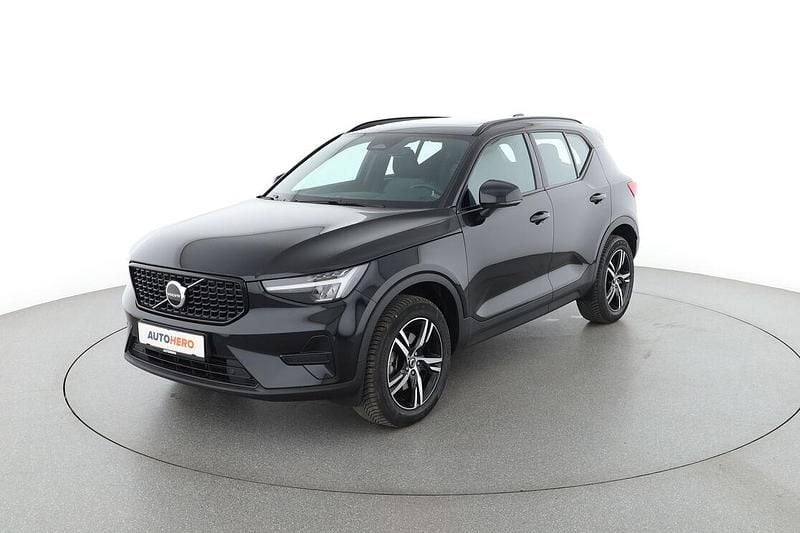 Schwarz Gebraucht 2024 Volvo XC40 Plus SUV | 36.280 € (Guter Preis) - Bild 1/3