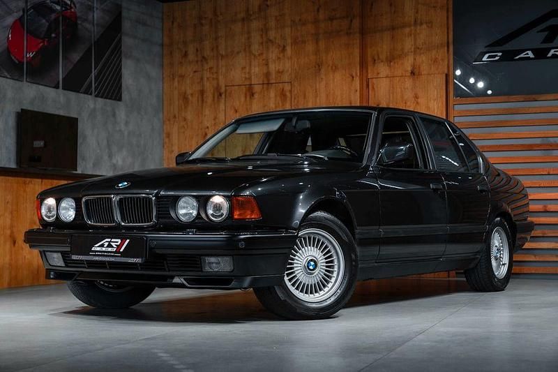 Gebraucht BMW 750 299 PS (219 kW) 1993 Schwarz Limousine