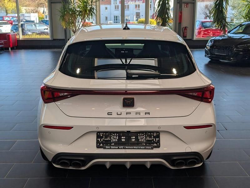 Gebraucht Cupra Leon VZ1 300 PS (220 kW) 2024 Weiß SUV