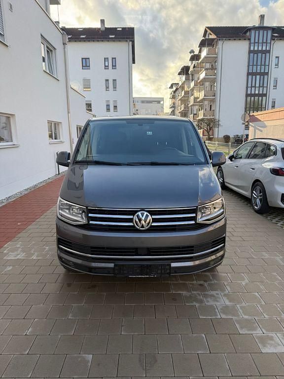 Silber Gebraucht 2016 VW Multivan Van | 25.550 € (Superpreis) - Bild 1/4