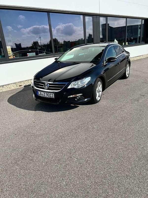 Gebraucht VW Passat Exclusive 140 PS (102 kW) 2011 Coupé
