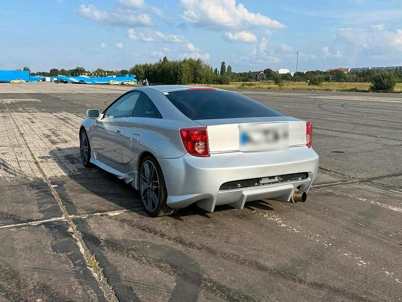 Gebraucht Toyota Celica T2 143 PS (105 kW) 2004 Silber Coupé