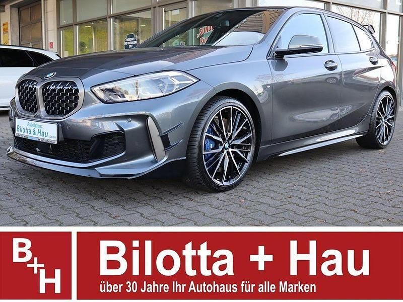 Grau Gebraucht 2021 BMW M135 Performance Kleinwagen | 31.950 € (Etwas zu teuer) - Bild 1/4