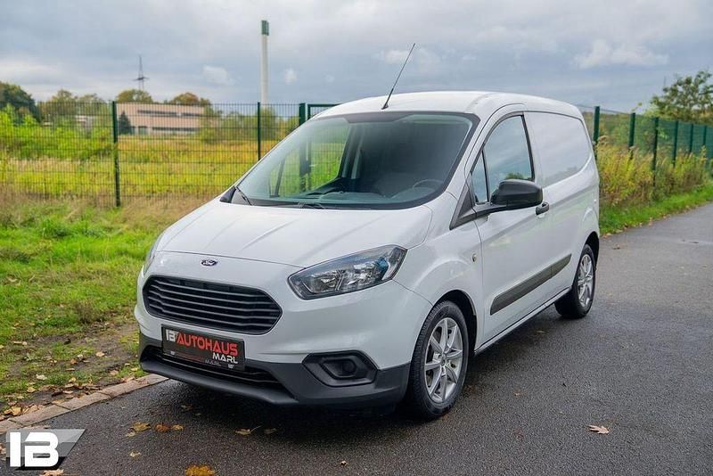 Gebraucht Ford Transit 75 PS (55 kW) 2019 Weiß Limousine