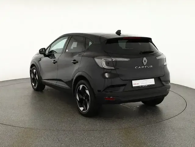 Używany Renault Captur Techno 158 KM (116 kW) 2025 Czarny SUV