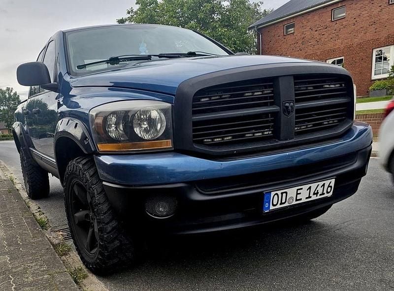 Second-hand Dodge Ram 238 CP (175 kW) 2006 Albastru Pickup