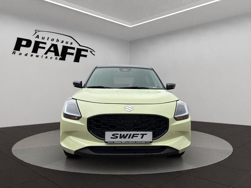 Neu Suzuki Swift Comfort+ 83 PS (61 kW) 2026 Gelb Limousine