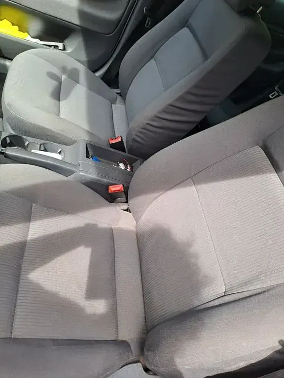 Second-hand VW Passat Exclusive 101 CP (74 kW) 2004 Argintiu Break