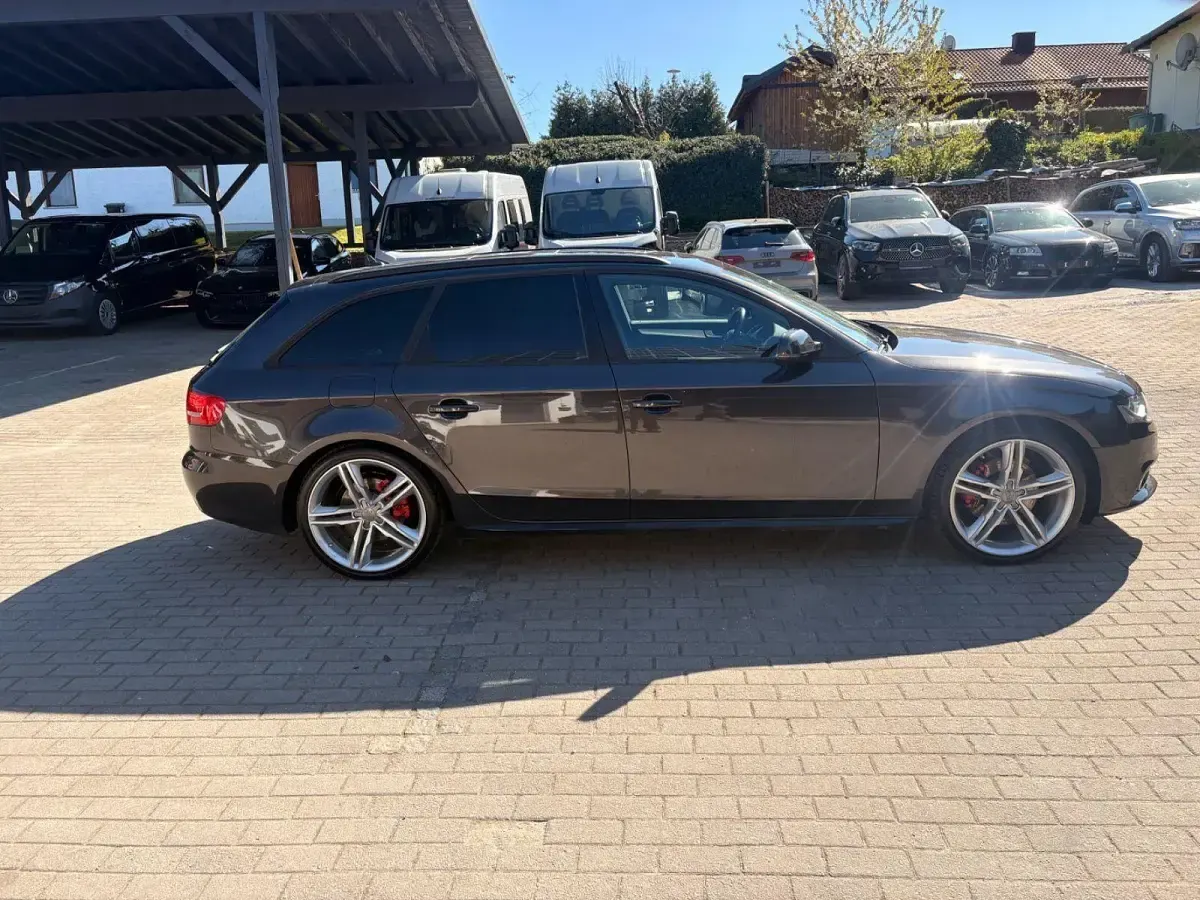 Gebraucht Audi A4 S-Line 170 PS (125 kW) 2011 Grau Kombi