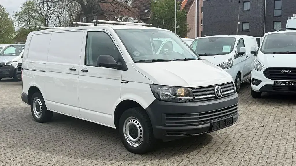 Używany VW Transporter 84 KM (61 kW) 2019 Biały Van