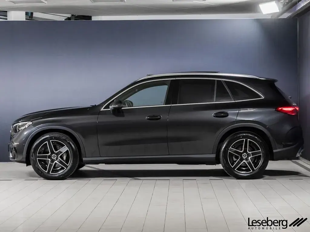 Gebraucht Mercedes GLC200 AMG 204 PS (150 kW) 2025 Grau SUV