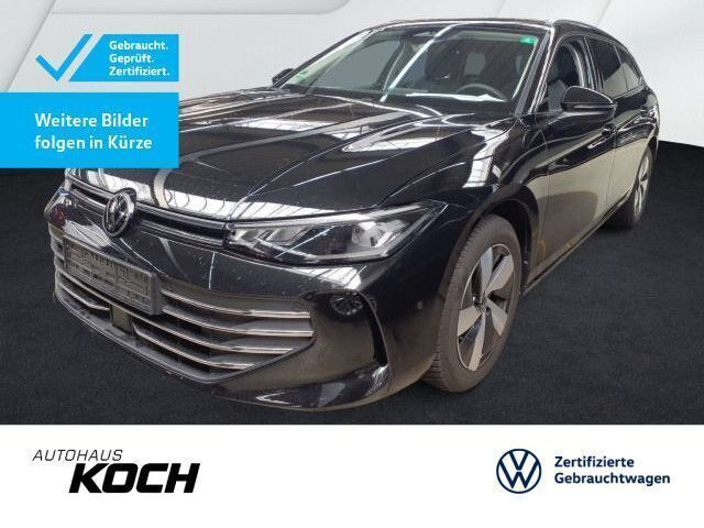 Grenadillschwarz metallic Gebraucht 2024 VW Passat Business Kombi | 32.930 € (Etwas zu teuer) - Bild 1/4