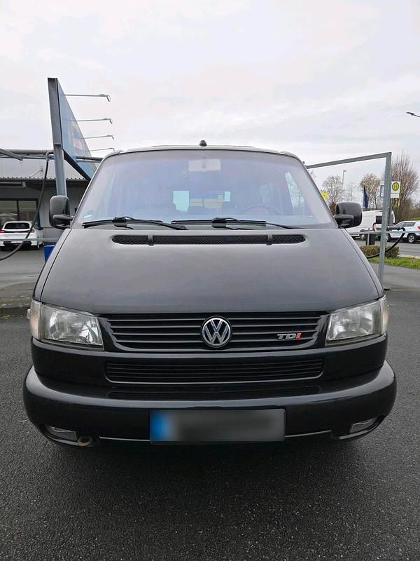 Gebraucht VW T4 151 PS (111 kW) 2001 Schwarz Van