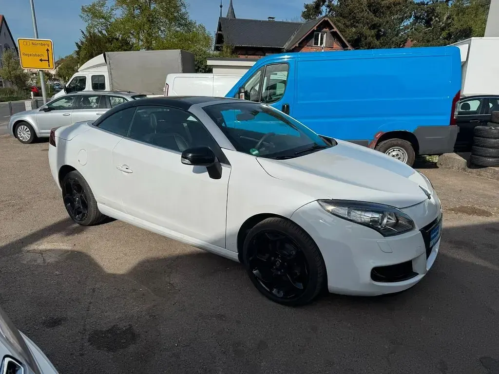 Gebraucht Renault Mégane Cabriolet 179 PS (131 kW) 2012 Weiß Cabrio