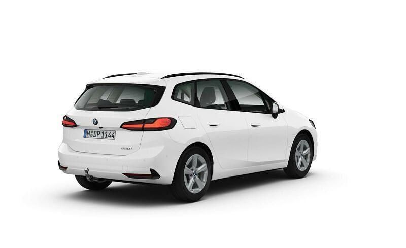 Gebraucht BMW 220 Active Tourer 156 PS (114 kW) 2025 Alpinweiß uni Van / Kleinbus