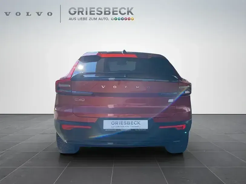 Gebraucht Volvo C40 Plus 169 kW (231 PS) 2023 Fusion red metallic SUV