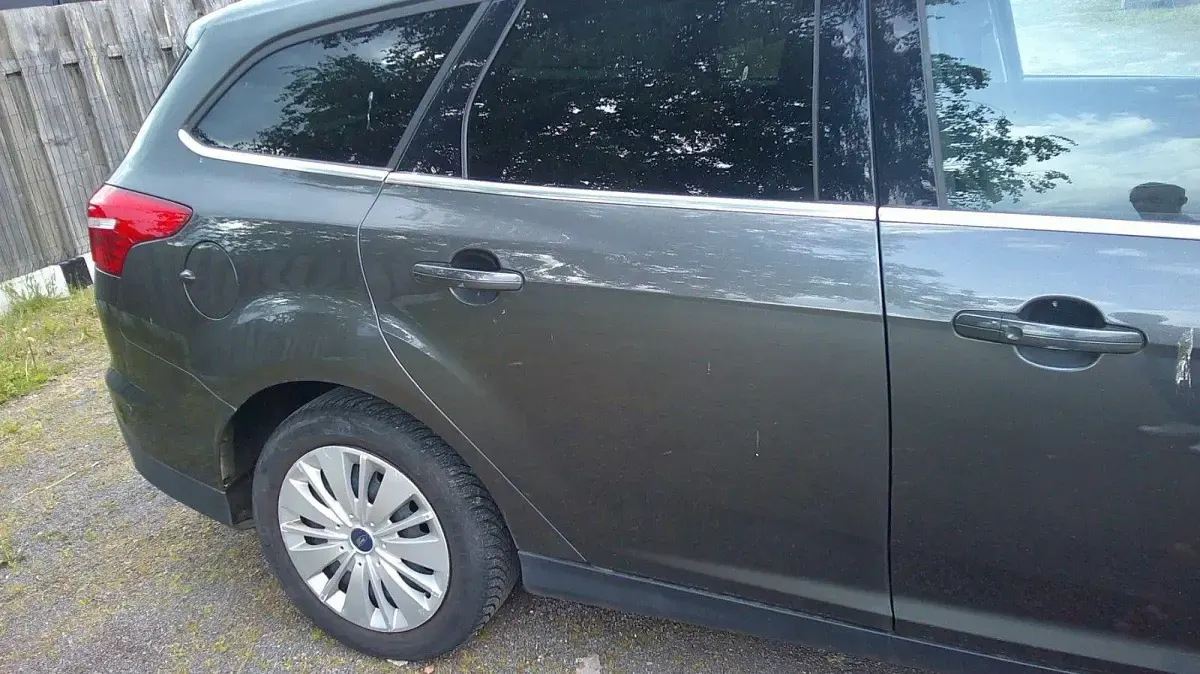 Gebraucht Ford Focus Titanium 150 PS (110 kW) 2017 Grau Kombi
