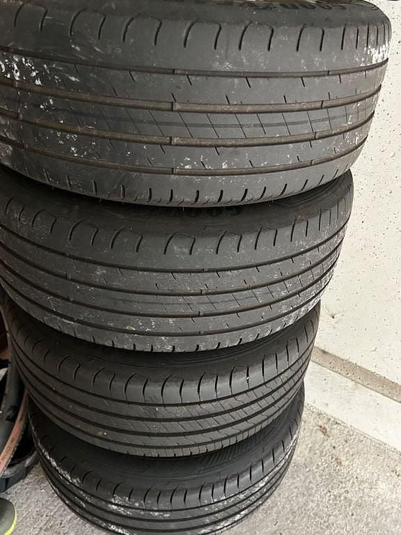 Gebraucht Volvo S40 114 PS (83 kW) 2011 Orange Limousine