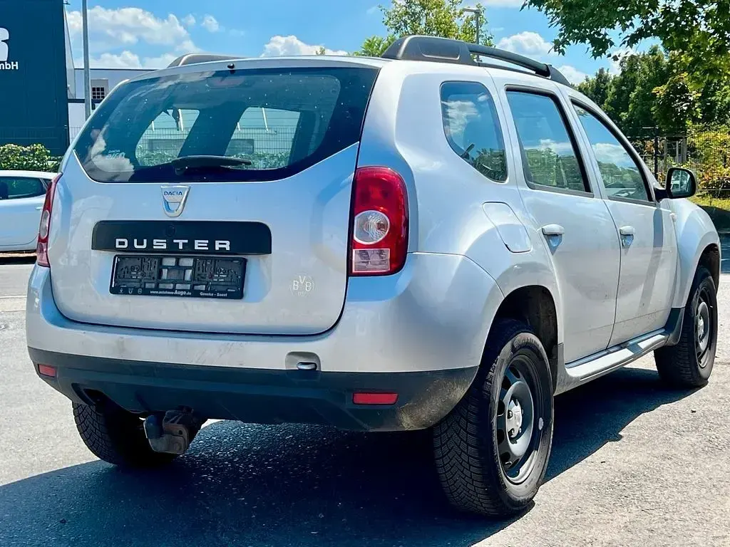Gebraucht Dacia Duster Lauréate 105 PS (77 kW) 2010 Grau SUV