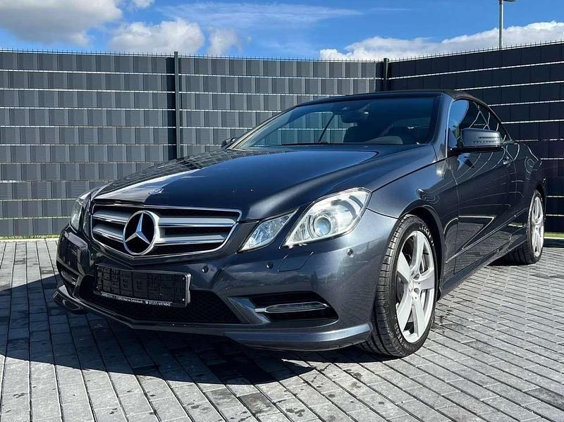 Gebraucht Mercedes E220 AMG 170 PS (125 kW) 2013 Grau Cabrio