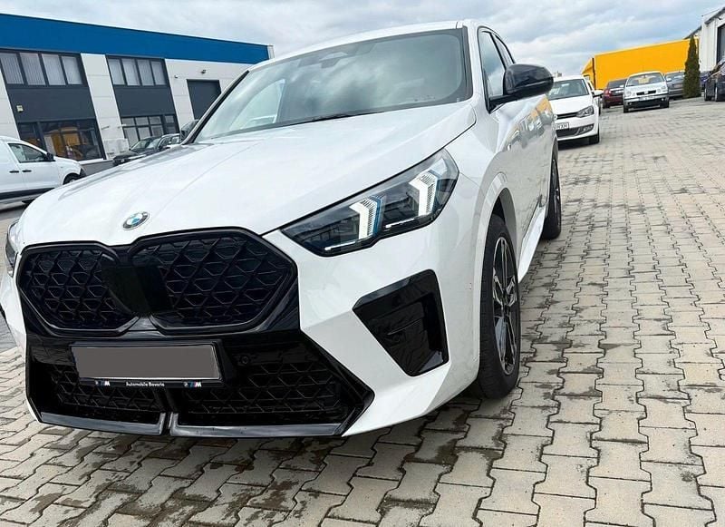 Gebraucht BMW X2 M Sport 156 PS (114 kW) 2024 Weiß SUV