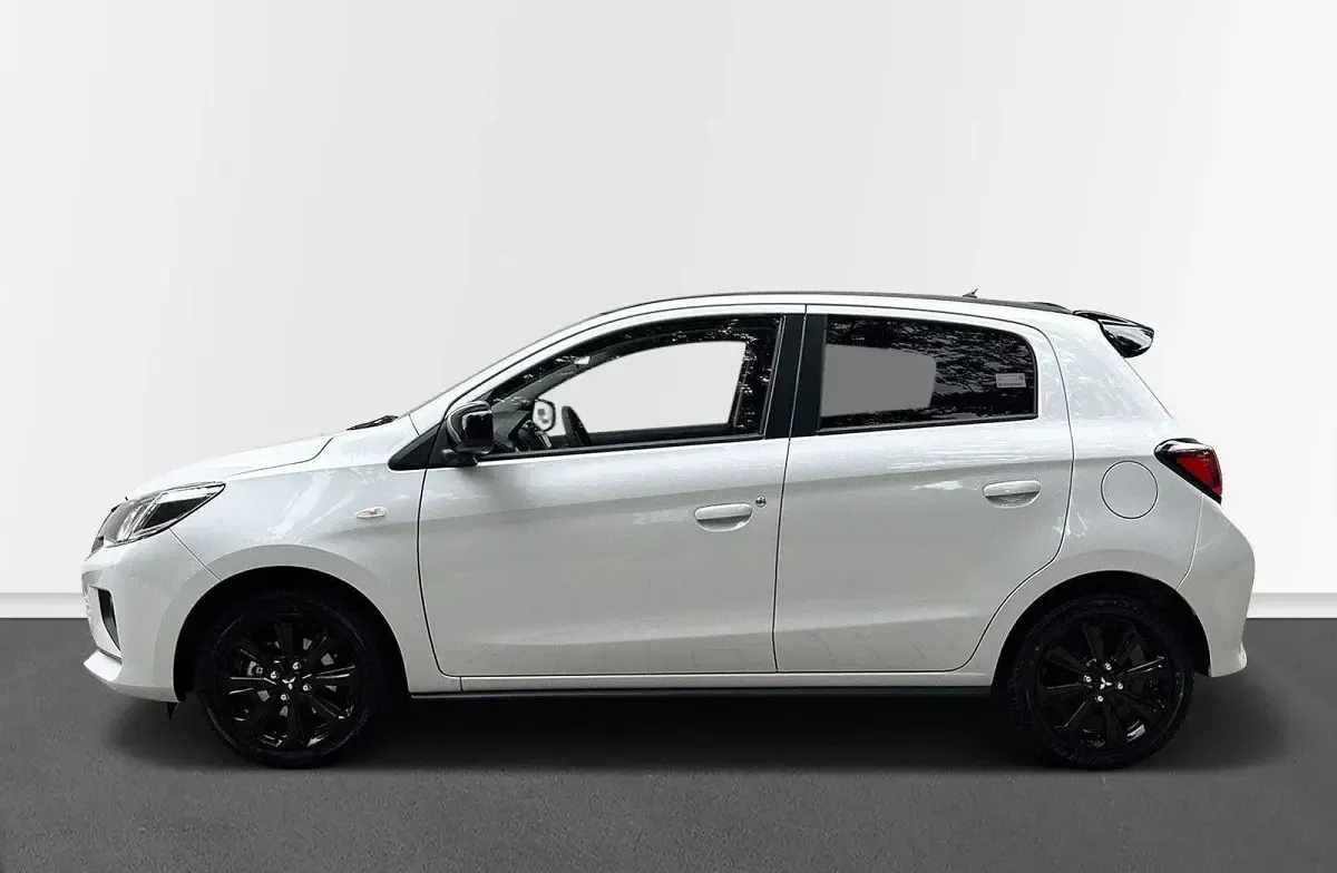 Gebraucht Mitsubishi Space Star 71 PS (52 kW) 2024 Weiß metallic Kleinwagen