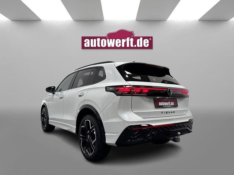 Gebraucht VW Tiguan R-line 193 PS (141 kW) 2024 Weiss SUV