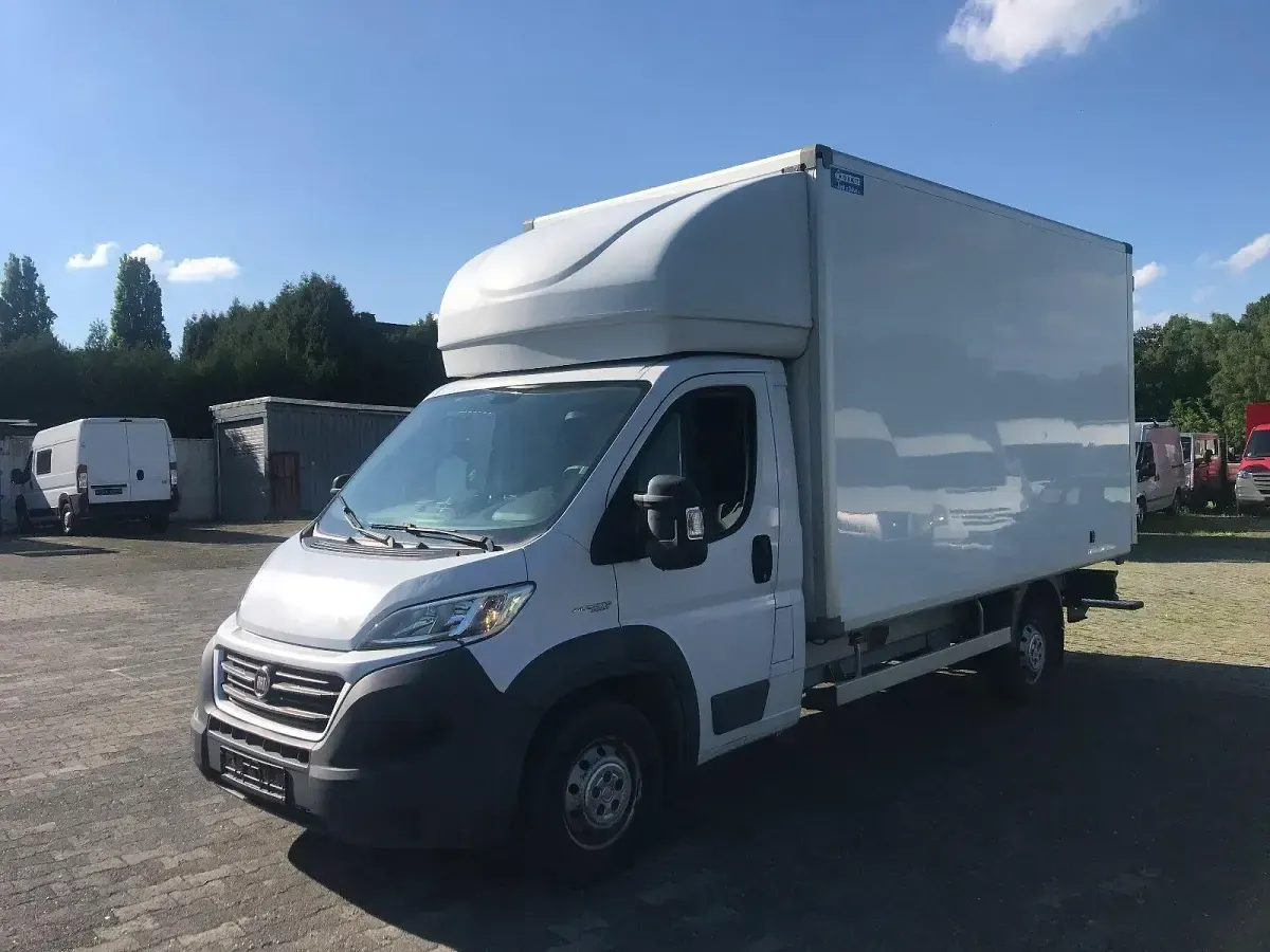 Gebraucht Fiat Ducato 150 PS (110 kW) 2017 Weiß Van