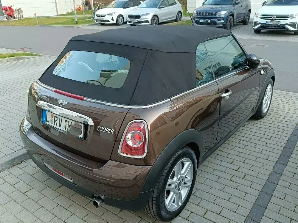 Gebraucht Mini Cooper Cabriolet 122 PS (89 kW) 2011 Braun Cabrio