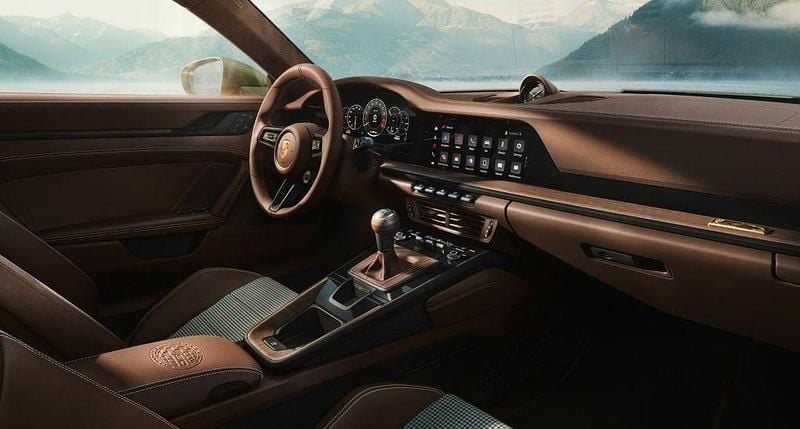 Neu Porsche 992 510 PS (375 kW) 2026 Grün