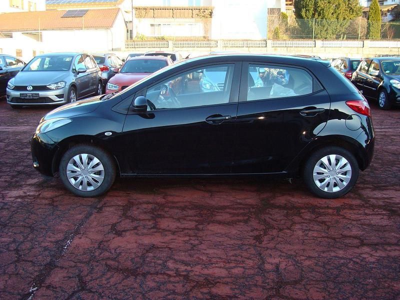 Gebraucht Mazda 2 Impuls 75 PS (55 kW) 2009 Schwarz Kleinwagen