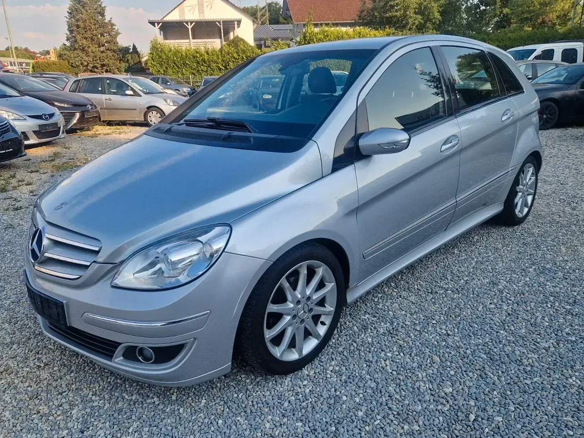 Gebraucht Mercedes B200 136 PS (100 kW) 2005 Silber Van / Kleinbus