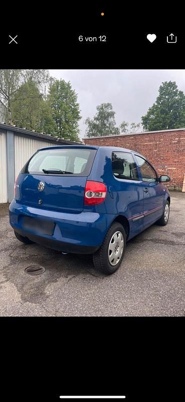 Second-hand VW Fox 54 CP (39 kW) 2005 Albastru Hatchback