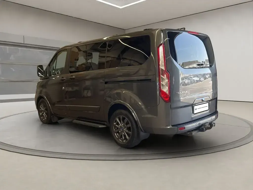 Gebraucht Ford Tourneo Custom Titanium 170 PS (125 kW) 2019 Magneticgrau (metallic) Van