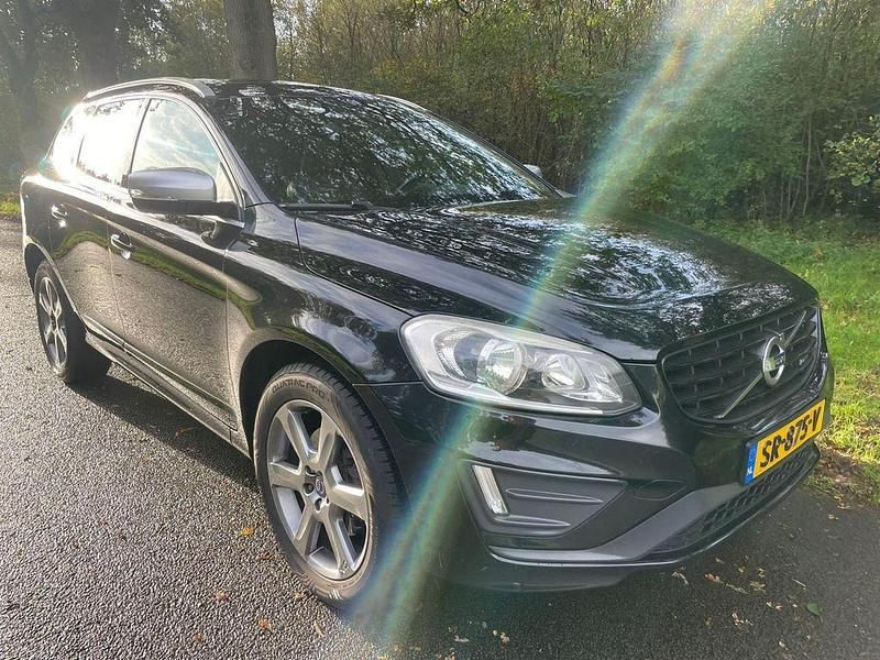 Gebraucht Volvo XC60 Summum 181 PS (133 kW) 2013 Schwarz SUV