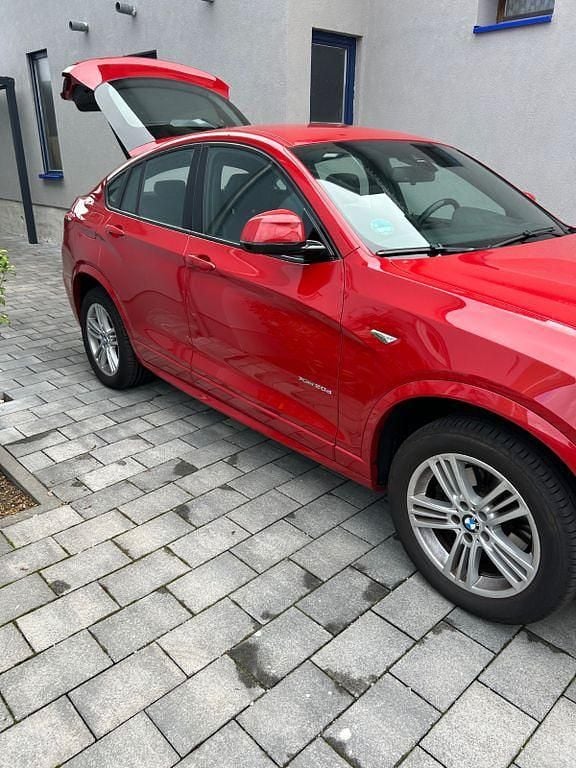 Rot Gebraucht 2017 BMW X4 M Sport SUV | 19.950 € (Superpreis) - Bild 1/4