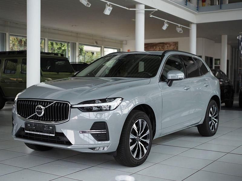 Grau Gebraucht 2024 Volvo XC60 Core SUV | 44.890 € (Guter Preis) - Bild 1/4