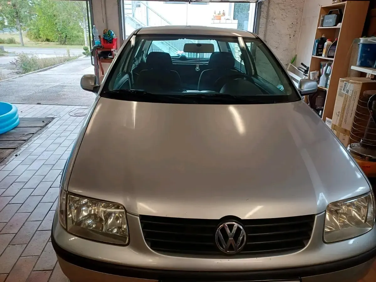 Gebraucht VW Polo 60 PS (44 kW) 2001 Silber Kleinwagen