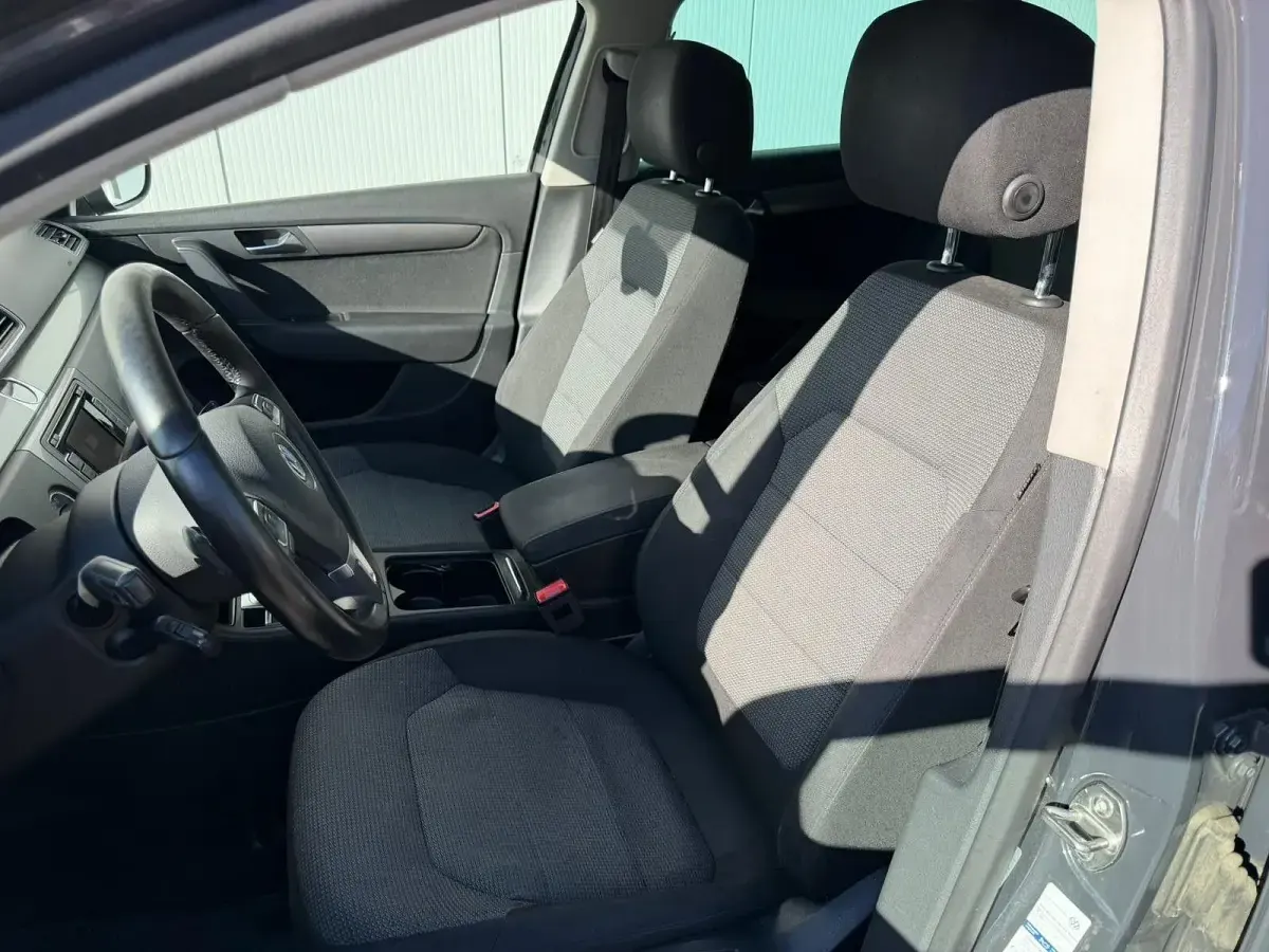 Second-hand VW Passat 160 CP (117 kW) 2011 Gri Break
