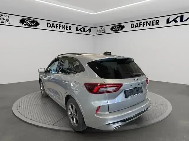 Gebraucht Ford Kuga ST-Line 190 PS (139 kW) 2025 Solarsilber SUV