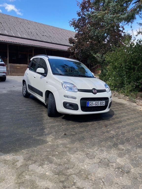 Weiß Gebraucht 2012 Fiat Panda Classica Kleinwagen | 4.200 € (Fairer Preis) - Bild 1/4